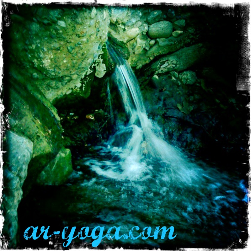 ar-waterfall